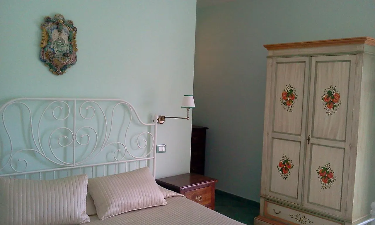 Borgo San Biagio Villa Calatabiano Vakantieboerderij
