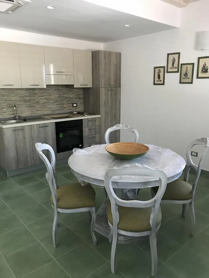 Borgo San Biagio Villa Calatabiano 0*,  Italië