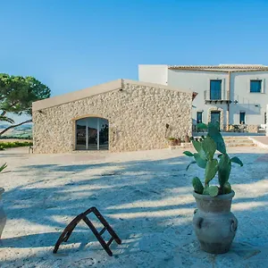 Vakantieboerderij Raffo, Naro